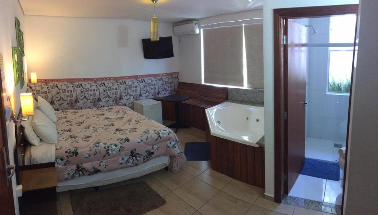 Pousada Della Vegas Serra Negra  Habitación foto